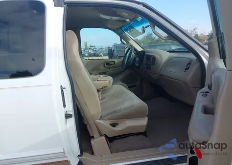 2000 Ford F-150 Lariat/Work Series/Xl/Xlt из США, поврежденный, VIN 1FTRX17W2YKA75821